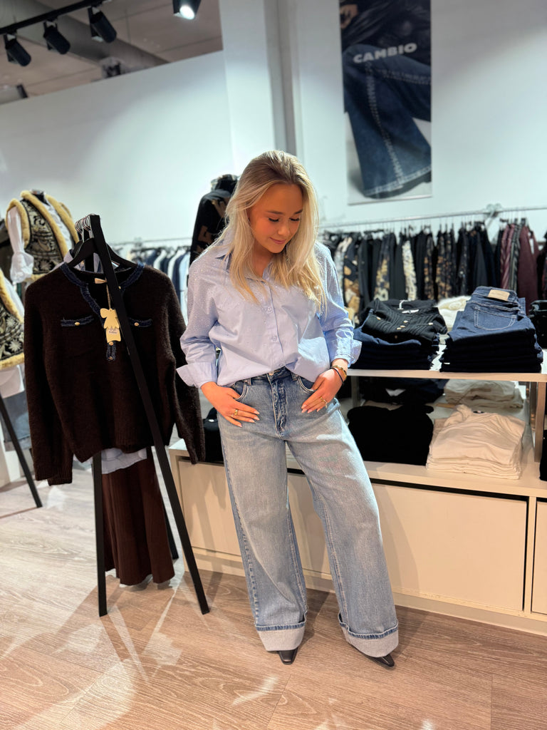 Lysblå skjorte m/krystaller