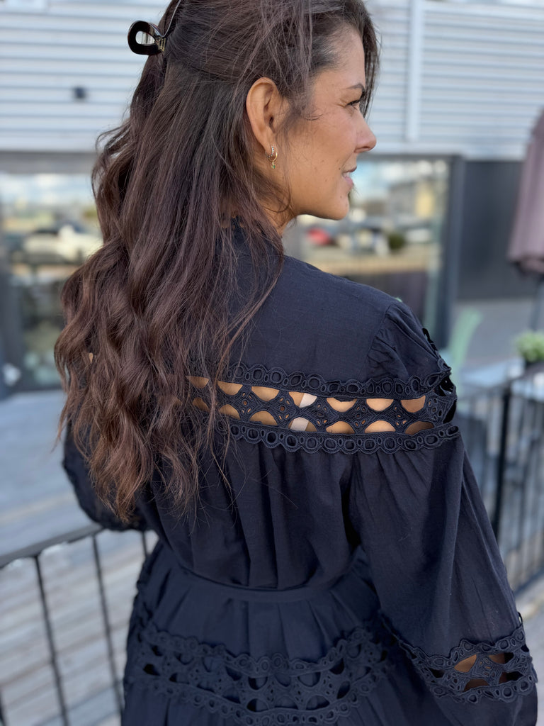 Nectar the brand Honesty Dress – Black Beauty