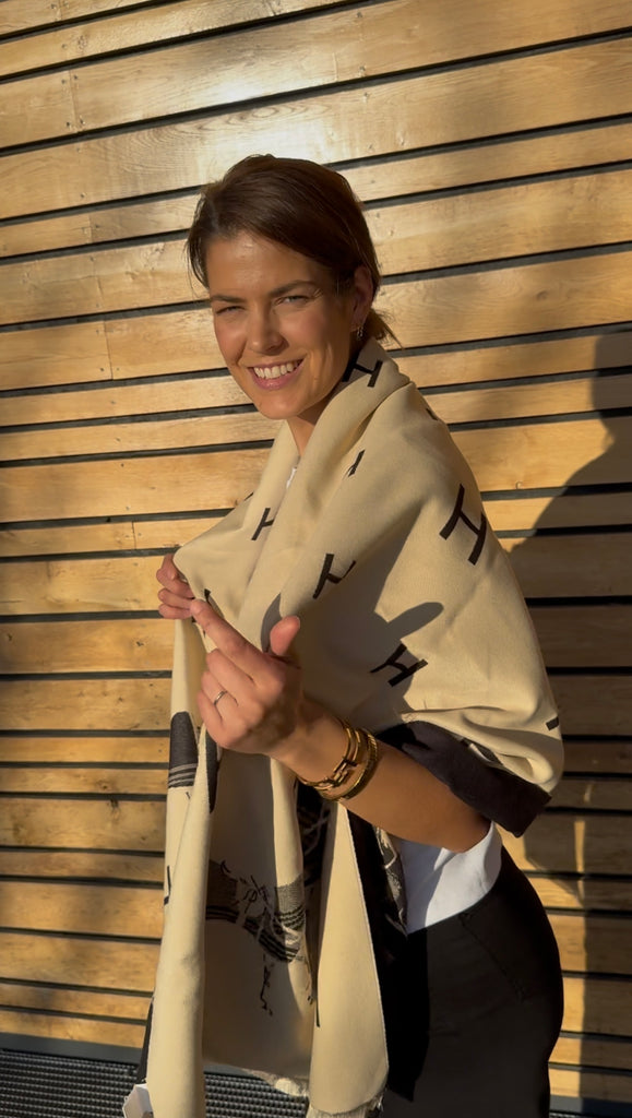 Endless skjerf Horse sort/offwhite