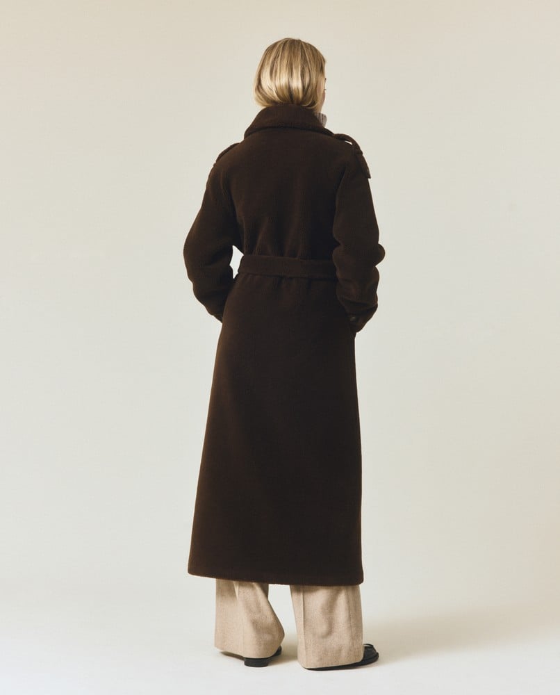 Maxi teddykåpe med belte i ullblanding, mørkebrun