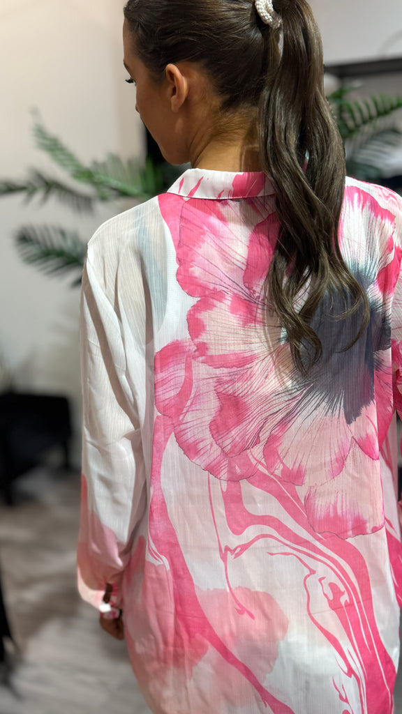 Pink BlossomBlack bluse