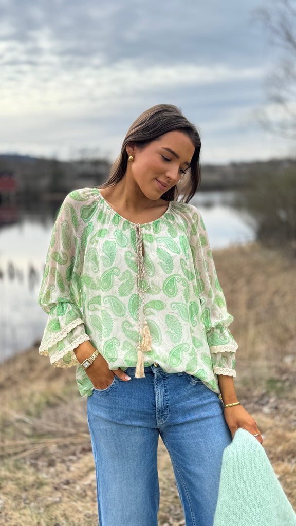Flower silkebluse green